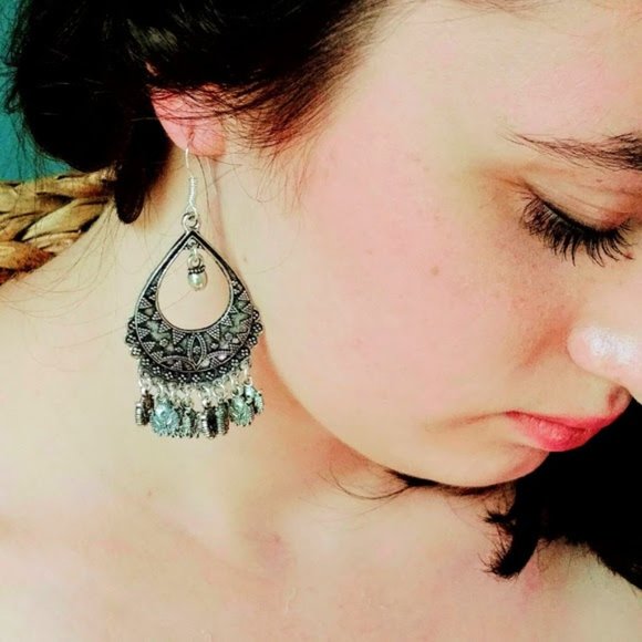 Exotic Bali Design Earrings - Picture 5 of 5